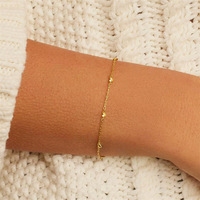 Bracelet empilable moderne en argent 925 plaqué or avec cœurs multiples, bijou délicat de style minimaliste pour le quotidien, idéal comme cadeau