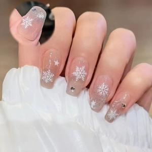 Pure Desire Christmas 3D Snowflake Nail Stickers-Diseños de nieve en relieve blanco con respaldo para accesorios de manicura DIY de lujo - Product Image 1