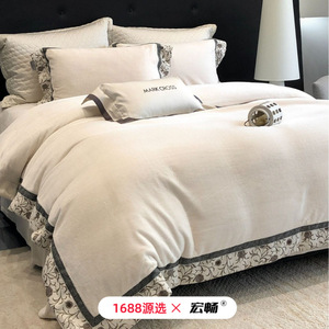 ชุดเครื่องนอนมาโครซอฟท์ วอร์ม ฟลีซ 4 ชิ้น รุ่นหนาพิเศษสำหรับฤดูหนาว สัมผัสนุ่มดุจปุยเมฆ สไตล์หรูหราเบาสบาย - Product Image 4