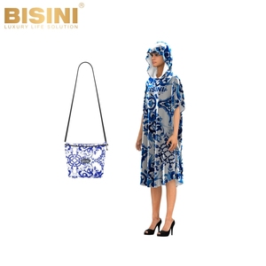 Peignoir de plage pour homme super absorbant et à séchage rapide, avec capuche, serviette de bain, imprimé bleu et blanc en porcelaine, pour le surf et le camping - Product Image 6