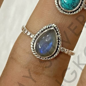 Bague combinée en argent sterling 925 faite à la main avec pierre précieuse de forme poire, labradorite turquoise de haute qualité, bijoux pour occasions de mariage - Product Image 2