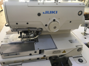Máquina de coser industrial Juki MEB-3200 de alta productividad para ojales y botones, con cortahilos para aguja - Product Image 4