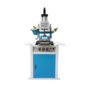 Machine de marquage à chaud sur cuir automatique - Product Image 1