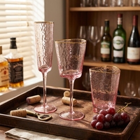 Verre à vin rose martelé avec bord doré et bouche triangulaire, flûte à champagne, verre à eau pour mariage et fête, vente en gros