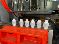 Machine d'extrusion de bouteilles de yaourt automatique à haute production pour la fabrication de gobelets en HDPE PP pour produits laitiers, probiotiques et poudings