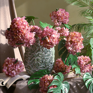 Yihua Floral Art - Ramo de Hortensias Artificiales de Seda, Estilo Vintage, Decoración para el Hogar, Arreglo para Sala de Estar, Accesorios para Exteriores - Product Image 4