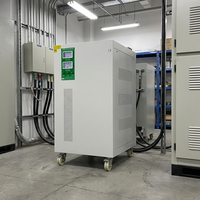 XISHUN TNS-150kVA 150kVA Dreiphasiger Wechselstrom Kupfer Automatischer Servo-Spannungsstabilisator 380V 1% LCD-Anzeige 95% Effizienz Luftgekühlt