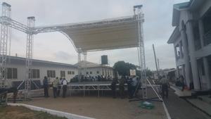 ไฟเวทีดนตรีสำหรับคอนเสิร์ตความแข็งแรงสูงระบบโครงแบบ DJ สำหรับคอนเสิร์ตกลางแจ้งพร้อมที่คลุมหลังคา <span class=keywords><strong>PVC</strong></span> โครงโคมไฟสำหรับงานแต่งงาน - Product Image 6