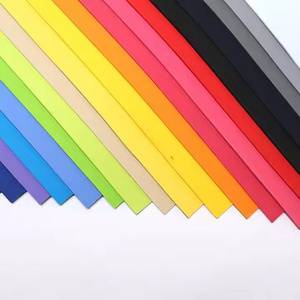 Feuilles de mousse <span class=keywords><strong>EVA</strong></span> colorées haute performance, rouleaux de mousse <span class=keywords><strong>EVA</strong></span> personnalisés <span class=keywords><strong>1mm</strong></span> 2mm 3mm, résistants aux UV, à l'huile et au feu, vente en gros - Product Image 3