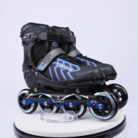 Patins à roulettes de vitesse en ligne classiques et populaires pour l'extérieur avec roulements ABEC-7, châssis en aluminium et roues en PU lumineuses