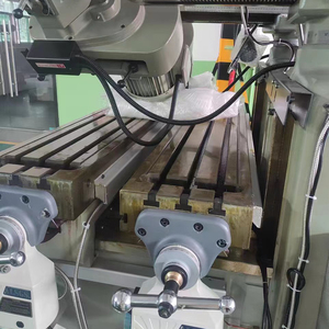 Fresatrice verticale 4S 3HP Fresadora ad alte prestazioni fresatrice per metalli - Product Image 3