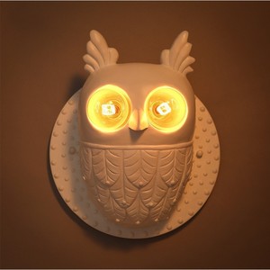 Lampe murale en résine de style européen américain en forme de hibou pour la maison, design créatif pour la chambre à coucher, le couloir, l'entrée de l'hôtel, la chambre d'amis, la table de chevet - Product Image 5