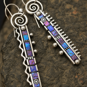 Orecchini Pendenti Lunghi Vintage con Motivo Arcobaleno Astratto, Orecchini a Goccia Zigzag Blu e Viola per Donne - Product Image 4