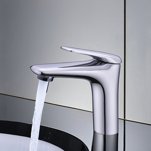 Grifo de lavabo de diseño moderno Delai, grifo mezclador de agua fría y caliente para baño, dormitorio y sala de estar, uso con núcleo de válvula de cerámica - Product Image 2