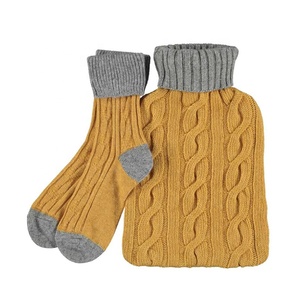 Couverture tricotée personnalisée de 2l et <span class=keywords><strong>chaussettes</strong></span>, sac d'eau chaude, bouteille d'eau chaude en caoutchouc transparent de 2000ml avec couvercle - Product Image 4