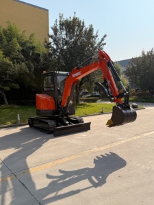 Miniexcavadora SNSC de 3.5 Toneladas con Múltiples Opciones de Cucharón y Enganche Rápido para un Fácil Cambio de Accesorios - Product Image 2