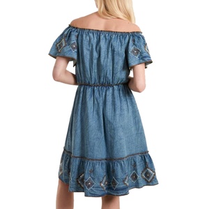 Nouvelle robe courte en jean brodée à épaules dénudées pour femme, style bohème à manches courtes évasées et volants - Product Image 2