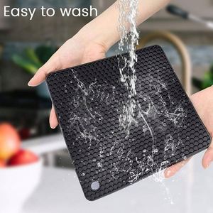 LA Free <b>Silicone</b> Trivet <b>Mats</b> Heat Resistant Thicken Pot Holders Multipurpose Hot Pads for Kitchen Potholder - Product Image 5