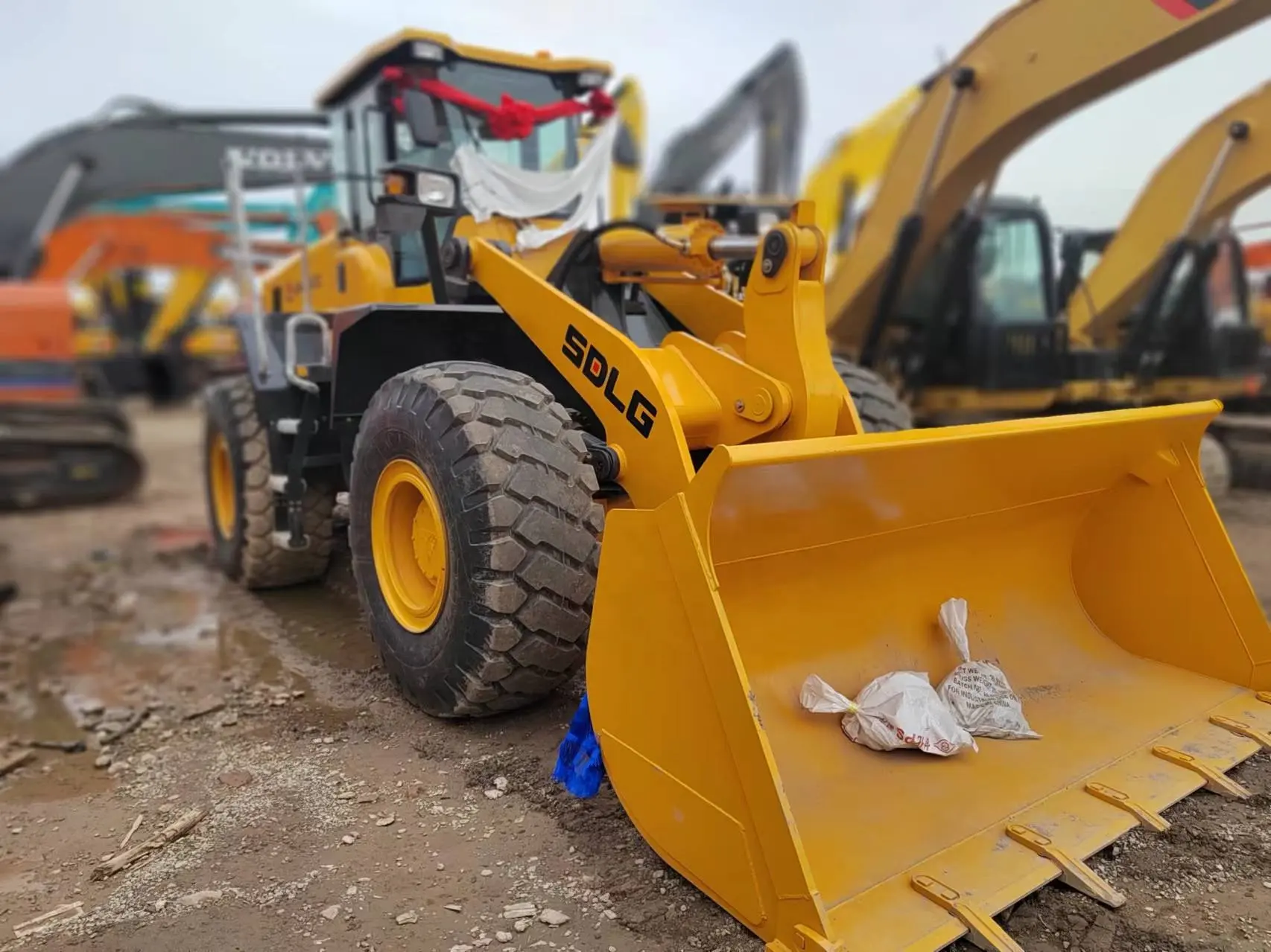 China Original Used Loaders Second hand Wheel Loader 5 ton SDLG L956F for sale