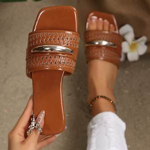 X61 Popolari <span class=keywords><strong>Sandali</strong></span> Xiaoxiang Estivi alla Moda Versatili con Fibbia Metallica <span class=keywords><strong>Sandali</strong></span> Piatti all'Ingrosso Scarpe da Donna in Taglie Grandi - Product Image 5