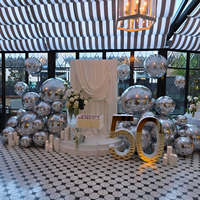 Boule miroir gonflable géante et brillante pour extérieur, en PVC, avec logo personnalisé pour la décoration d'événements, types globe de neige et arche