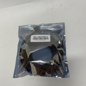 Cable de Bus Servo Mitsubishi 100% Nuevo y Original MR-J3BUS5M-A - Product Image 1