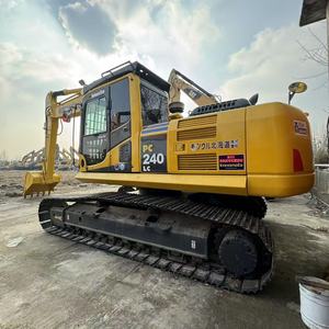 รถขุดตีนตะขาบโคมัตสึ PC240LC-8 - Product Image 1