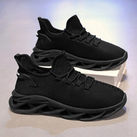 Chaussures de sport décontractées pour hommes, respirantes, en maille tissée, à semelle épaisse, à enfiler, absorbant les chocs, antidérapantes, pour la course en extérieur