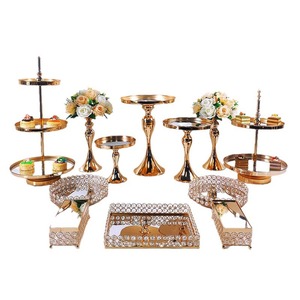 <span class=keywords><strong>Elegante</strong></span> Set Completo di Decorazioni Dorate Lucide per Tavolo da Dessert, Alzata per Torte a 3 Piani in Acciaio Inossidabile Dorato per Matrimoni - Product Image 5