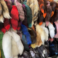 Vente en gros cristal 40 cm grande queue de renard arc-en-ciel moelleux pas cher fourrure de renard queue porte-clés pour la décoration vraies queues de renard