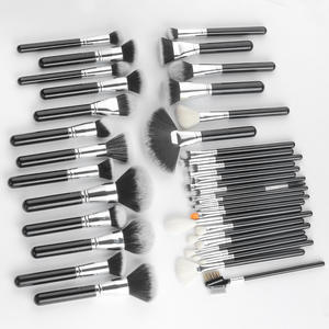 ชุดแปรงแต่งหน้าวีแกนระดับมืออาชีพ 40 ชิ้น ปรับแต่งได้เอง ด้ามไม้หรูหรา ขนแปรงสังเคราะห์ สำหรับปกปิดริ้วรอยบนใบหน้า - Product Image 5