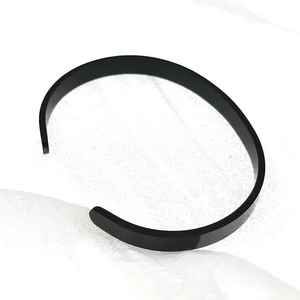 Brazalete de Moda en Forma de C de Acero Inoxidable, Abierto, en Negro, Oro y Oro Rosa, para Regalo, Joyería - Product Image 3
