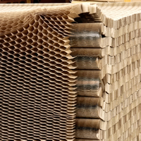 Panneau en carton alvéolé écologique en pâte recyclée, léger 18g/m², pour présentoirs, cloisons murales et emballages