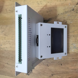 สวิตช์ป้อนไฟฟ้าแรงดันต่ำ ZBD-3TC(J) พร้อมอุปกรณ์ป้องกันอัจฉริยะแบบดิจิตอล วัสดุพลาสติก ความจุตัดวงจร 10kA - Product Image 2