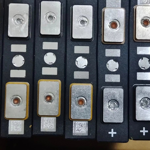 Высокоразряжной 6C 3,2 V 27ah 30AH призматический литий-ионный аккумулятор 12v/24v/48v Lifepo4 Солнечная упаковка 20ah/200ah/300ah Емкость - Product Image 2