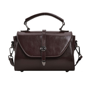 2025 nouvelle mode dame sacs à main en cuir Durable petits sacs à main carrés avec broderie perles décoration Design élégant pour les femmes - Product Image 4