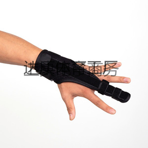 Attelle de doigt de fabrication industrielle pour le soutien des doigts index, majeur et annulaire, et la correction des entorses - Product Image 2