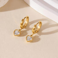 Boucles d'oreilles Huggie en acier inoxydable doré, finition argentée, design élégant, bijoux pour femmes, idéales pour l'école
