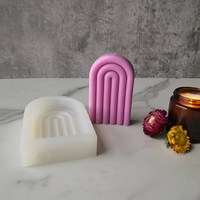 Regenbogen bogen Kerzen form gestreifte U-förmige abstrakte architekto nische Harz formen Seifens chale handgemachte Lotion Bar Bade bombe Kuchen Dekor