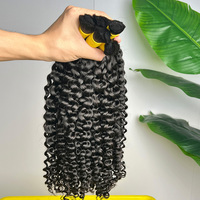 Cheveux humains 100% naturels indiens bruts, double tirage, bouclés profonds, effet mouillé et ondulé, sans trame, en vrac, pour tresses bohèmes et tresses sans nœuds
