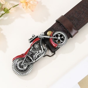 Sabuk Kulit Sapi Unisex Model Vintage dengan Gesper Biker Berat Berbahan Paduan Seng, Pola Geometris, dan Bernapas - Product Image 2
