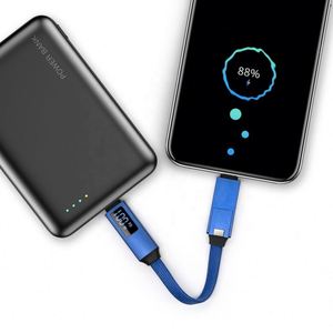 Chargeur universel personnalisé pour porte-clés : câble USB-C, Lightning et Micro-USB pour smartphones, adaptateur portable et polyvalent - Product Image 4