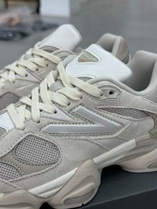 Los nuevos zapatos casuales para hombre B 9060 son zapatos de skate antideslizantes de moda que a menudo se usan como zapatos deportivos para caminar. - Product Image 2