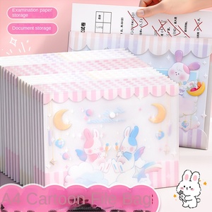 Cartella Portadocumenti A4 Trasparente con Disegno <span class=keywords><strong>di</strong></span> Ragazza Cartoonesca, Organizzatore Semplice in <span class=keywords><strong>Materiale</strong></span> PP per Documenti Scolastici - Product Image 2