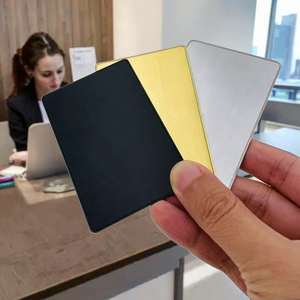 بطاقات أعمال معدنية مخصصة الطباعة بتقنية NFC 13.56 ميجاهرتز، خيارات فارغة باللون الأسود/الذهبي/الفضي، لمشاركة وسائل التواصل الاجتماعي والعضوية - Product Image 1