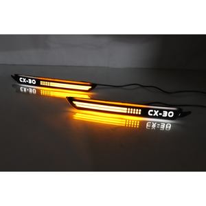Nueva Luz Trasera LED Roja/Amarilla BRAD para Parachoques de <span class=keywords><strong>CX</strong></span>-<span class=keywords><strong>30</strong></span> 2020-2021 con Luces de Freno, Niebla y Señal de Giro DRL - Product Image 3