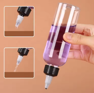 Botellas cuentagotas de PET transparente con forma cilíndrica y tapa negra para uso cosmético - Product Image 3