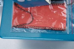 จักรเย็บผ้าโอเวอร์ล็อค 4 เส้นด้าย ยี่ห้อ Janomita รุ่น FN 2-7D ผลิตในญี่ปุ่น สำหรับเย็บเสื้อผ้าและกระเป๋า - Product Image 4