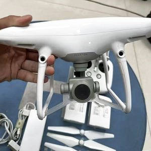 En Stock <span class=keywords><strong>DJI</strong></span> <span class=keywords><strong>Phantom</strong></span> <span class=keywords><strong>4</strong></span> <span class=keywords><strong>Pro</strong></span> V2.0 <span class=keywords><strong>Drone</strong></span> Aéronef/Caméra avec Batterie Intelligente, Caméra Vision <span class=keywords><strong>4K</strong></span> et Système de Détection d'Obstacles - Product Image 5