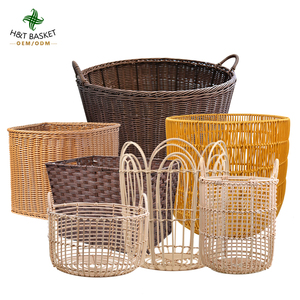 Natural Handwoven Large Capacity <strong>Plastic</strong> Fruit Rattan <strong>Picnic</strong> Storage Laundry Baskets <strong>Set</strong> With Handle Home Decorative OEM Service - Product Image 1